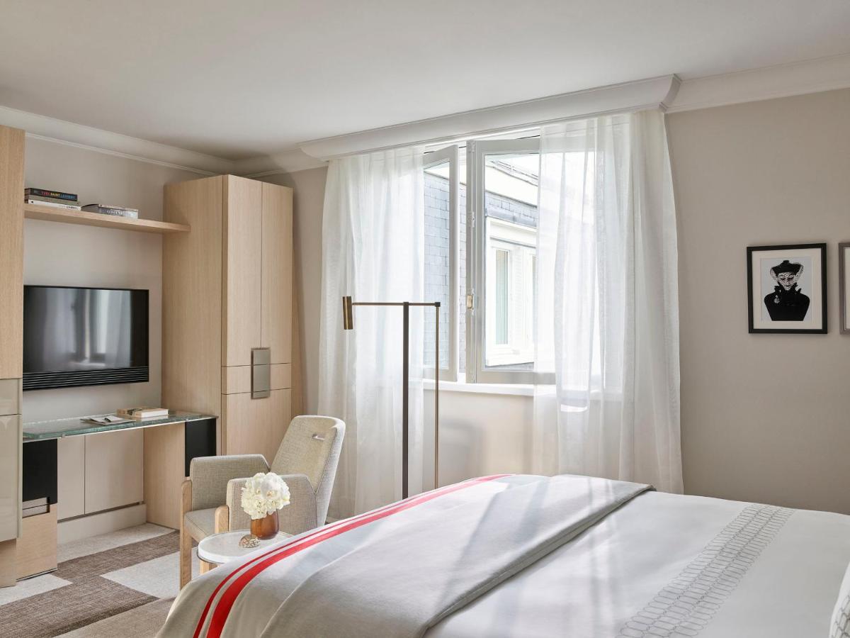 Plaza Athenee - Dorchester Collection Hotel Parijs