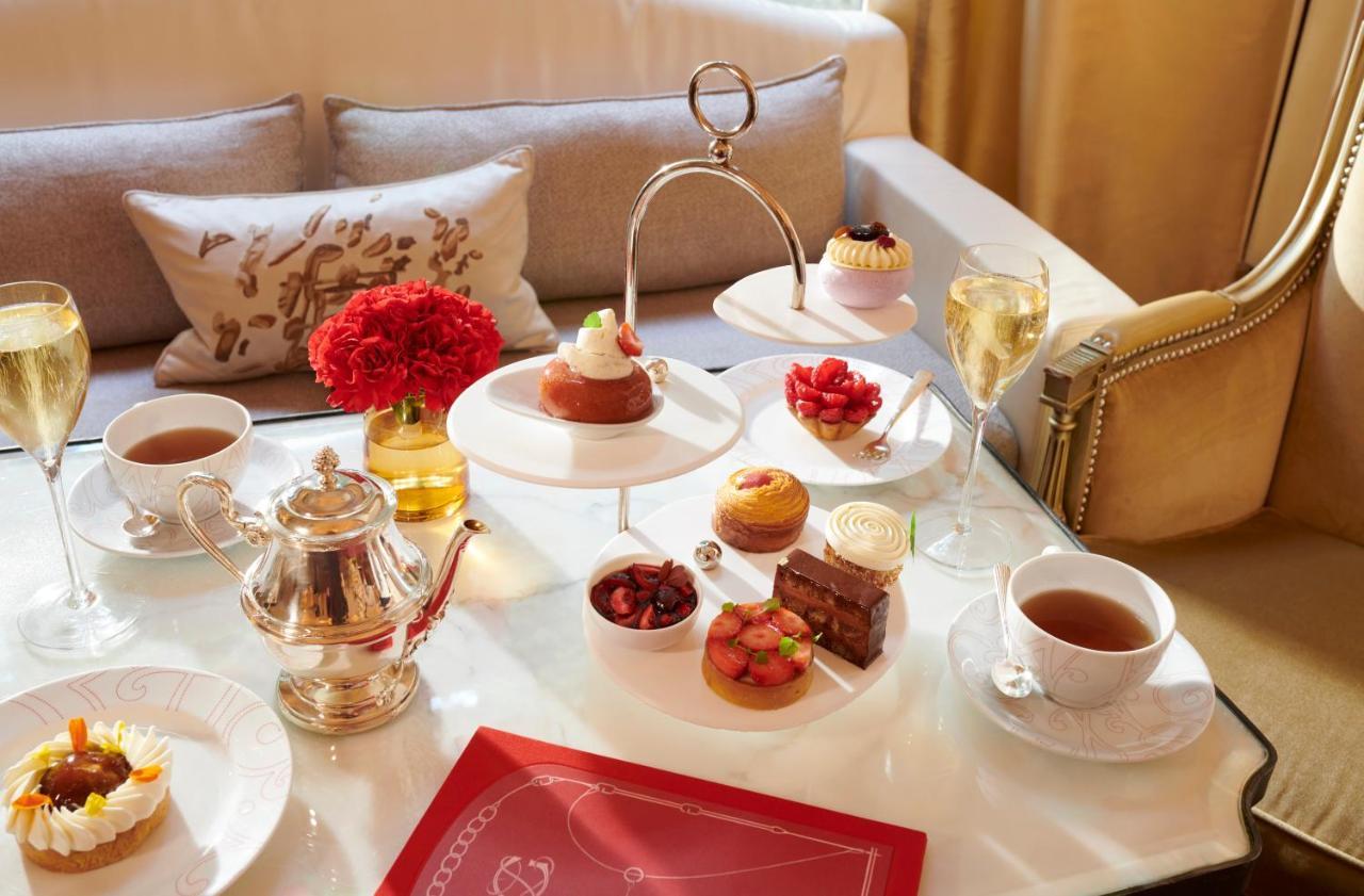 Plaza Athenee - Dorchester Collection 5* Parijs