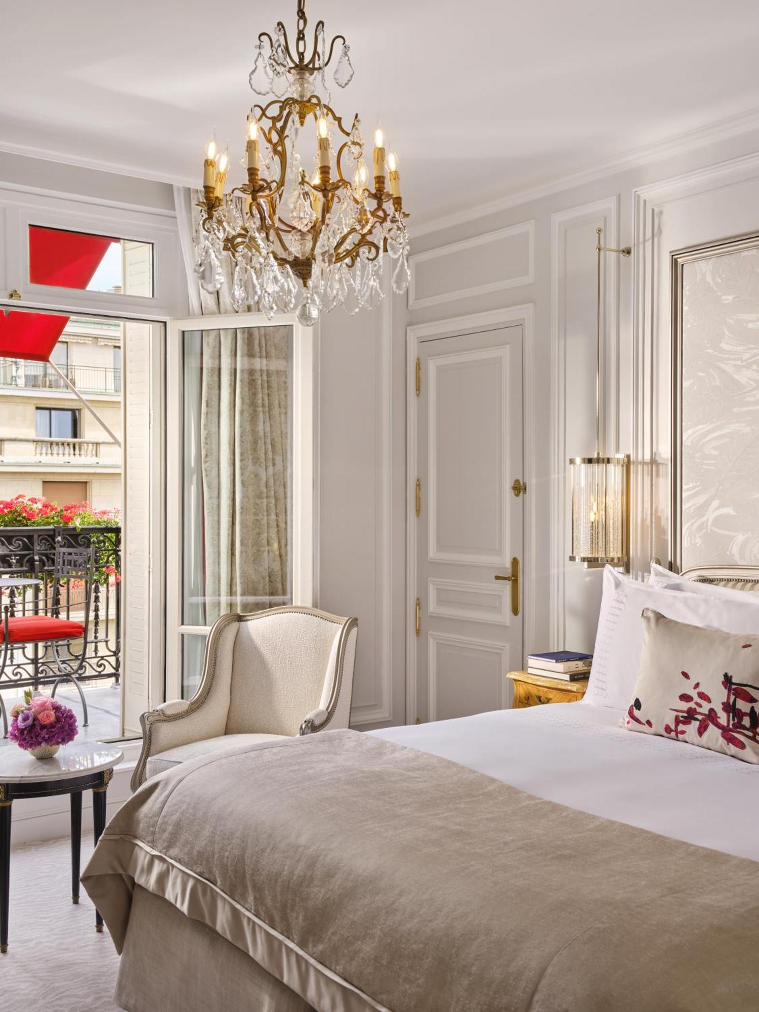 Plaza Athenee - Dorchester Collection 5* Parijs