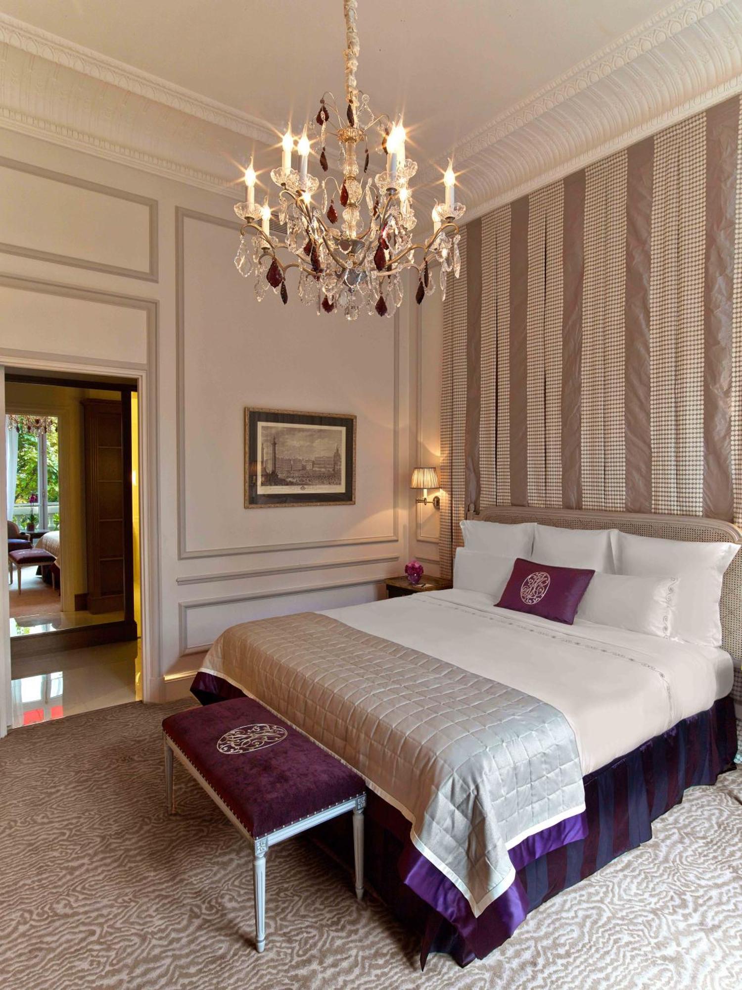 Plaza Athenee - Dorchester Collection Hotel Parijs