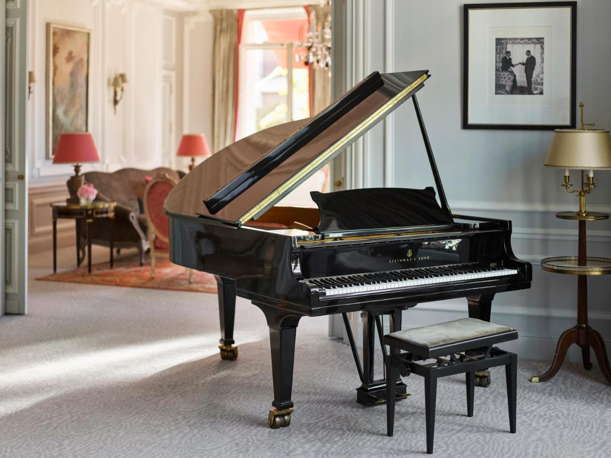 Plaza Athenee - Dorchester Collection 5* Parijs